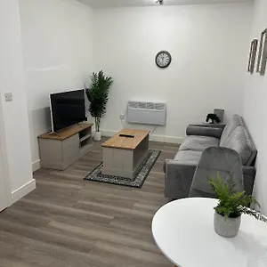 Flat In Luton Town Centre Luton (Bedfordshire)